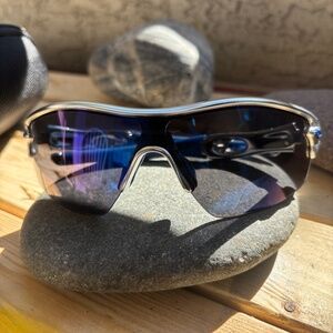 Oakley radar sunglasses